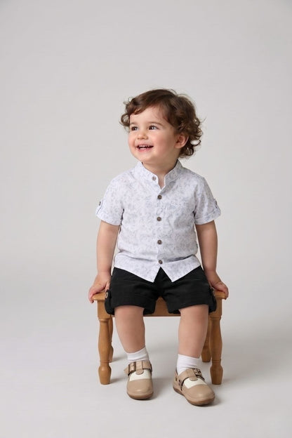 Lightweight Short-sleeve Shirt & Black Shorts