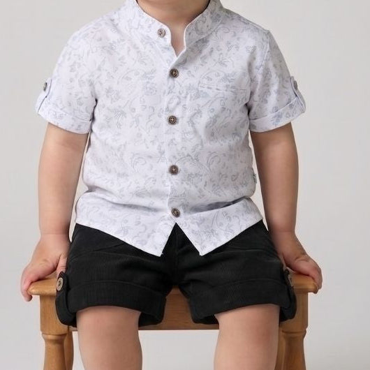 Lightweight Short-sleeve Shirt & Black Shorts